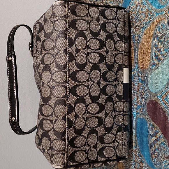 Coach Handbag - Picture 7 of 15